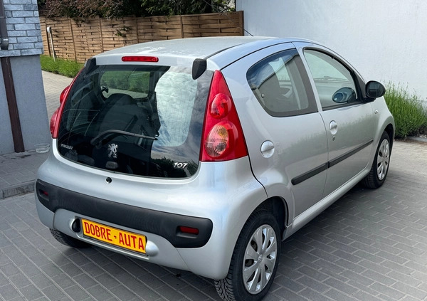 Peugeot 107 cena 16500 przebieg: 75000, rok produkcji 2013 z Inowrocław małe 67